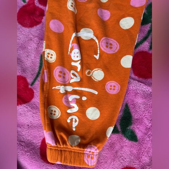Hot Topic- Coraline Sweatpants - Picture 4 of 7